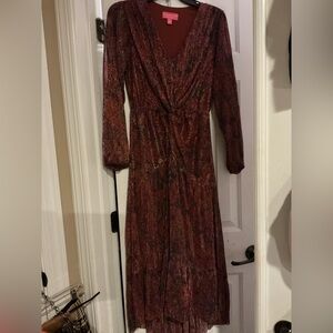 Isaac Mizrahi Elegant Long Sleeve Dress in Red and Black